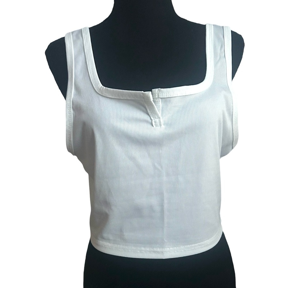 NWOT — White Ribbed Crop Tank Top 🤍